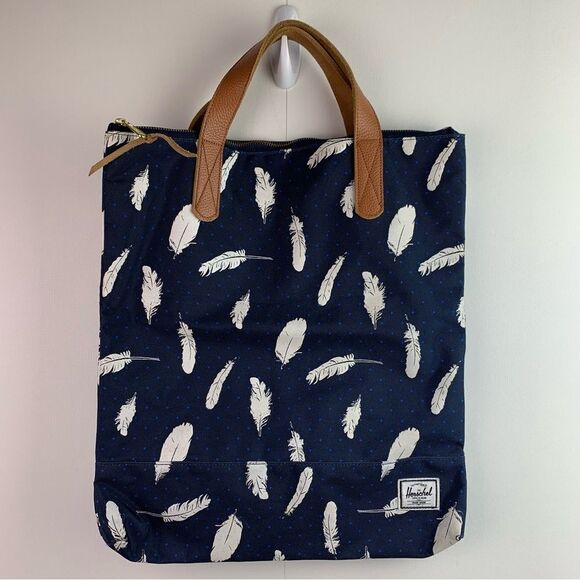 Herschel supply co Navy Canvas feathers print with brown leather handle tote bag - Picture 1 of 9